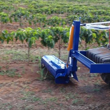 BARRA APLICADORA DE HERBICIDA LATERAL: FRONT COFFEE BARRA APLICADORA DE HERBICIDA LATERAL: FRONT COFFEE